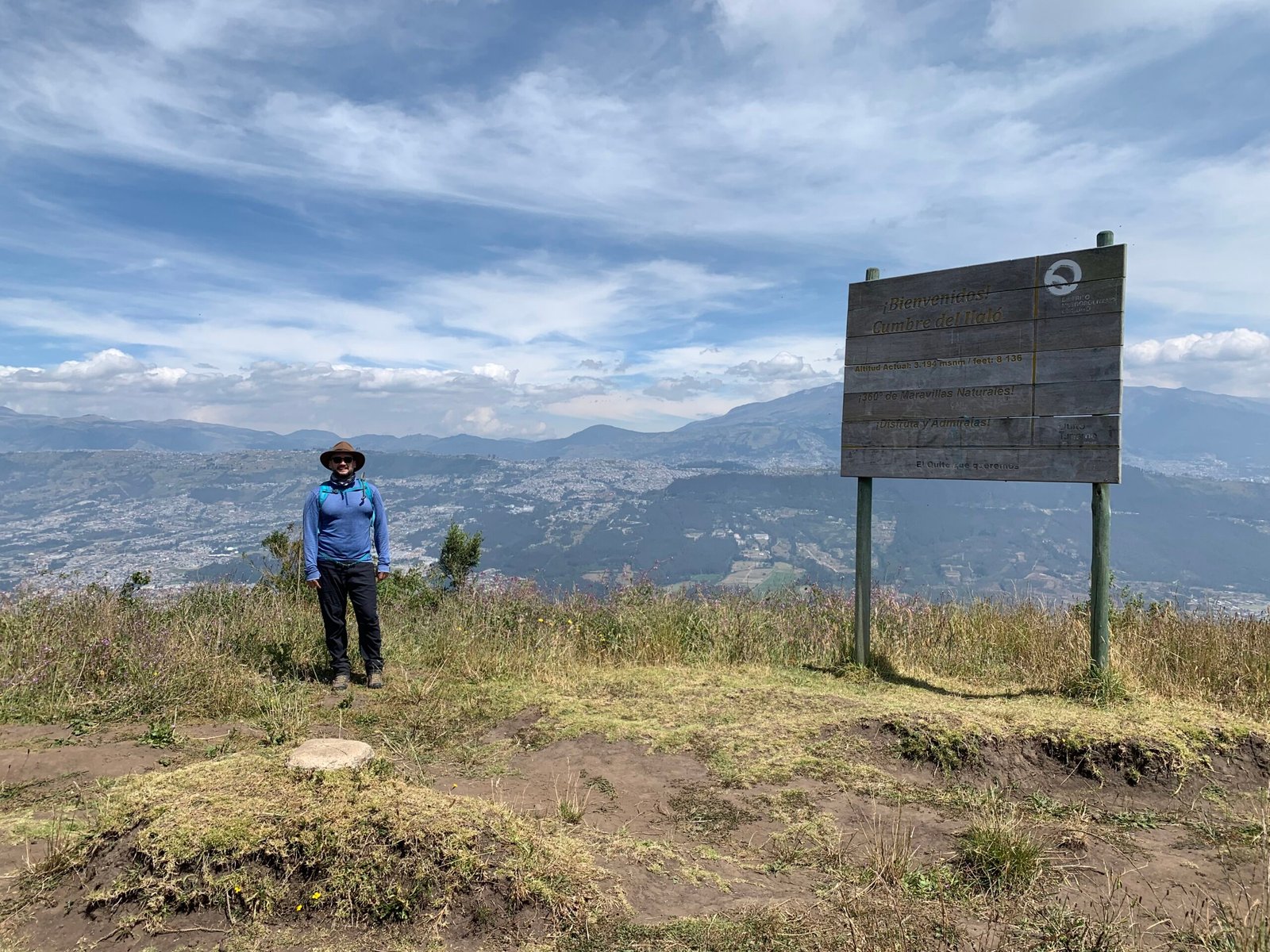 Ilalo Volcano: A Scenic Andean Hike Just Minutes from Quito