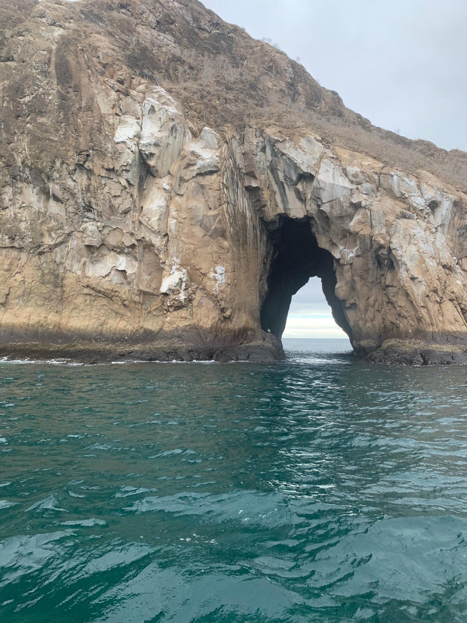 kicker-rock-san-cristobal-galapagos